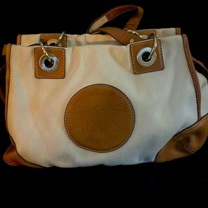 Michael kors purse